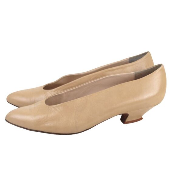 VTG Paloma ITALY BEIGE REAL LEATHER LOW HEEL POINTED CLASSIC PUMP SHOES Sz 9.5 - Picture 3 of 12